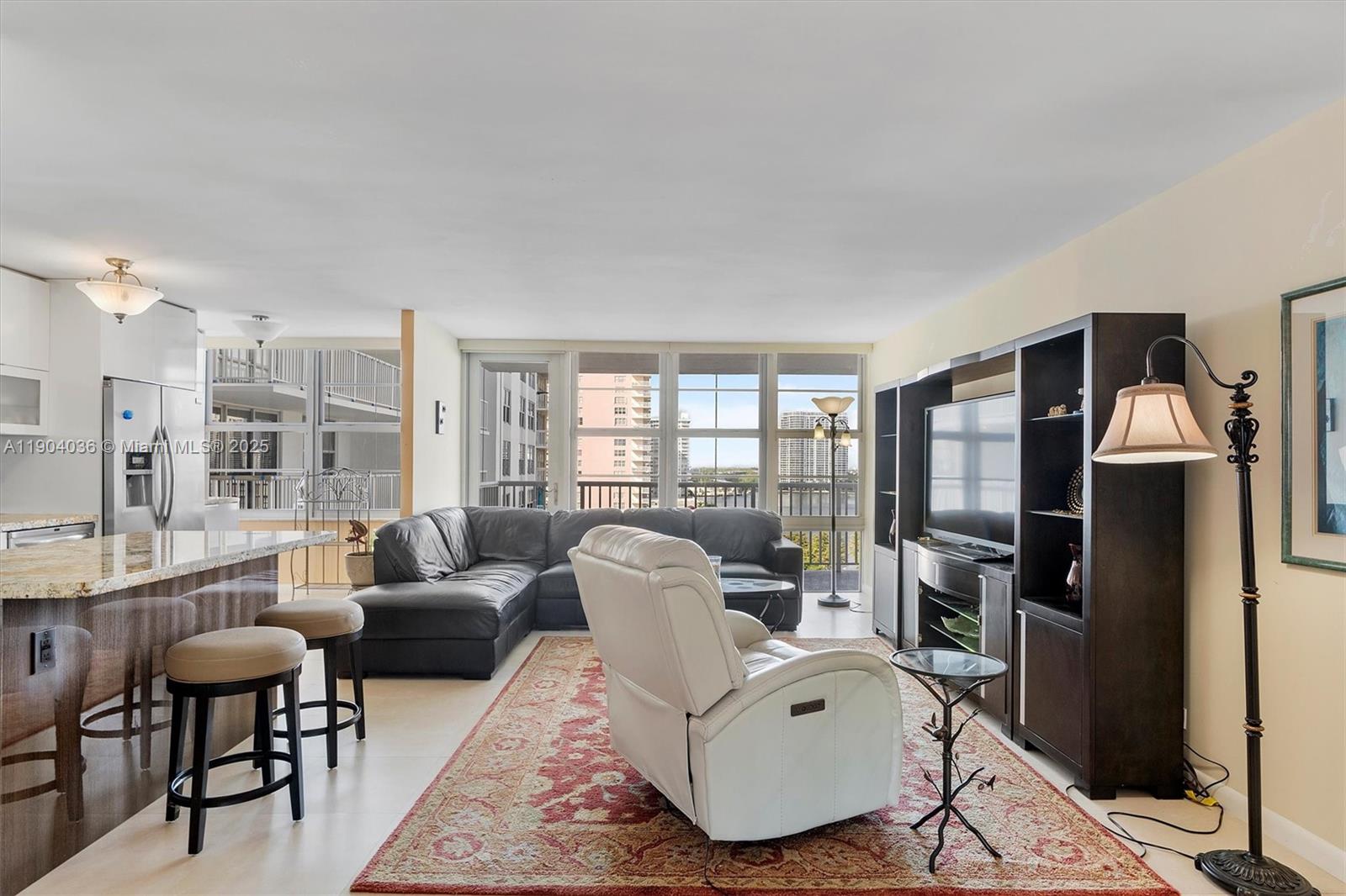 WINSTON TOWERS 400 CONDO - Residential