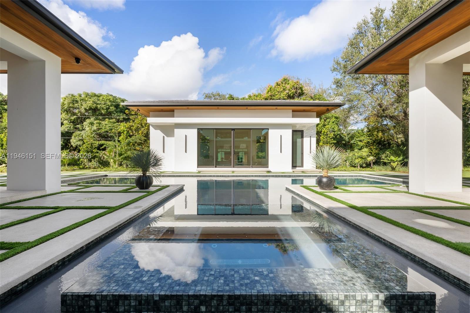 SUNILAND ESTATES 1ST ADDN - Residential