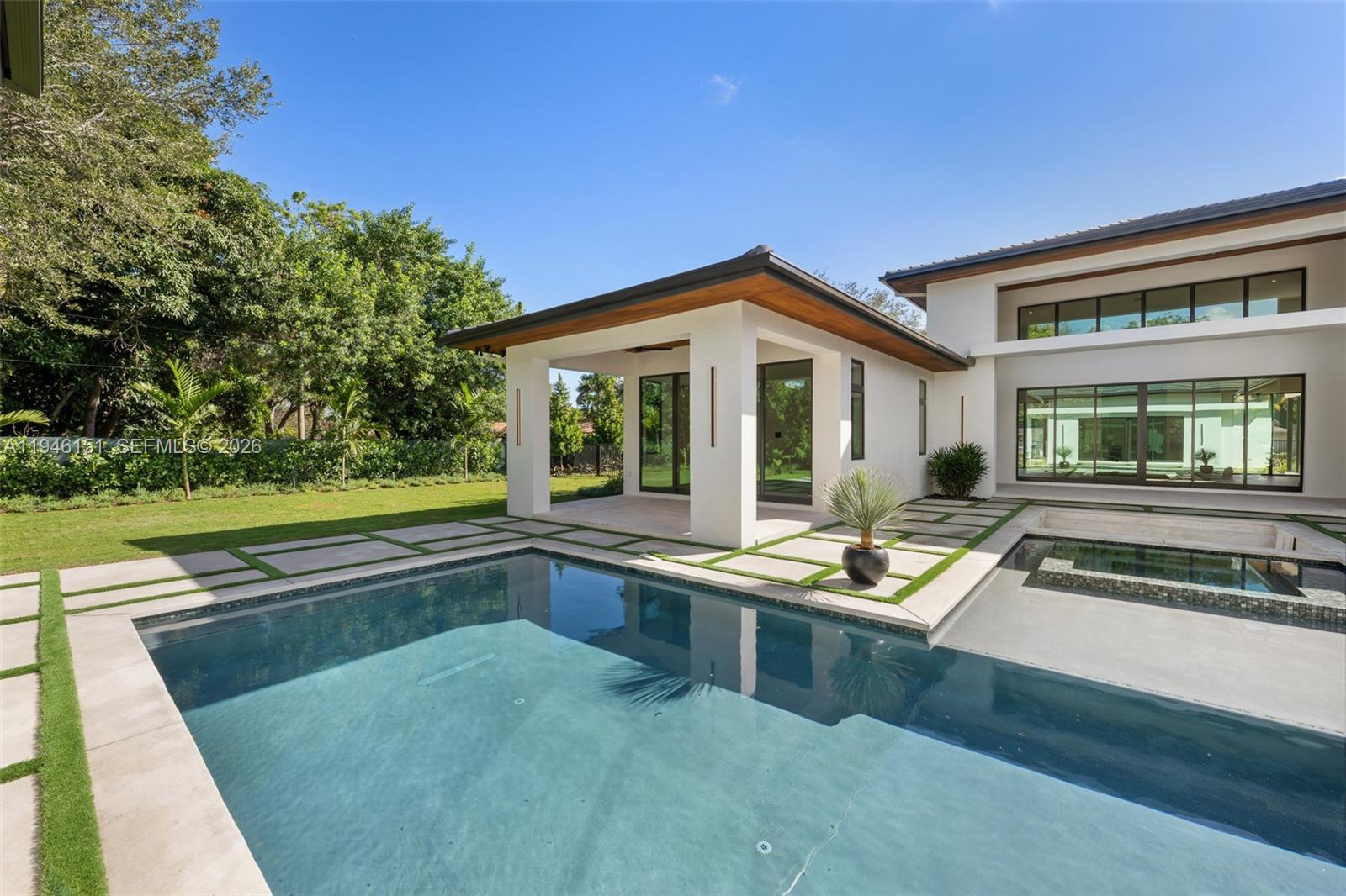 SUNILAND ESTATES 1ST ADDN - Residential