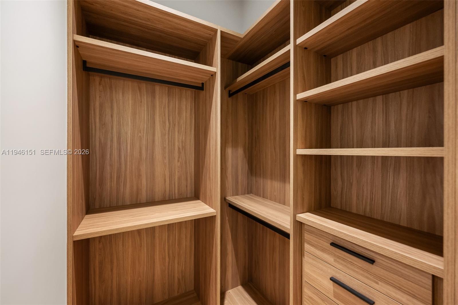 SUNILAND ESTATES 1ST ADDN - Residential