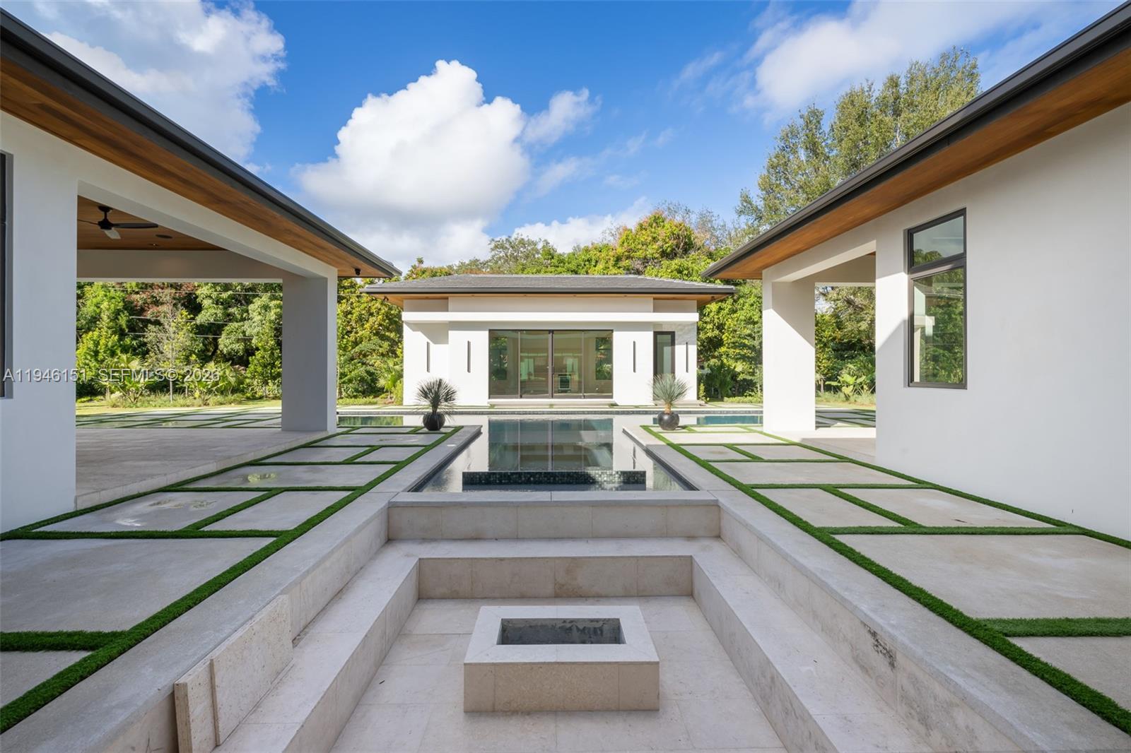 SUNILAND ESTATES 1ST ADDN - Residential