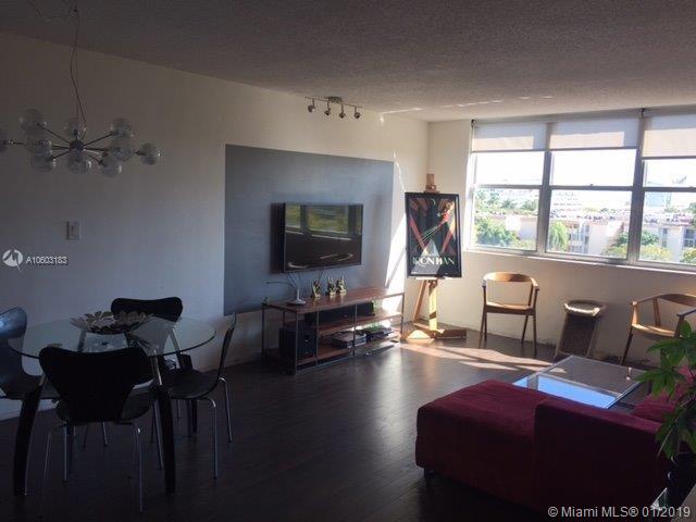 DADELAND PLACE CONDO - Residential