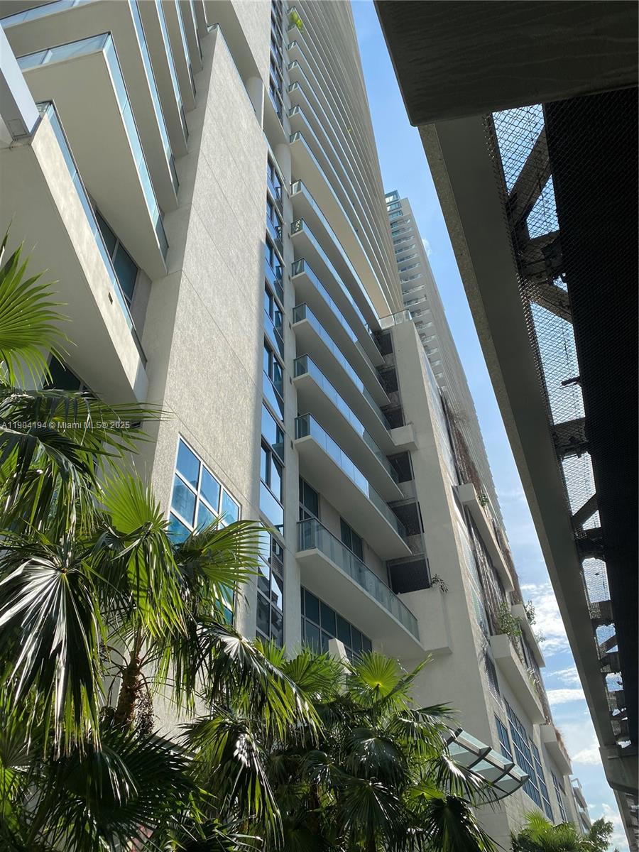 THE AXIS ON BRICKELL II C - Residential
