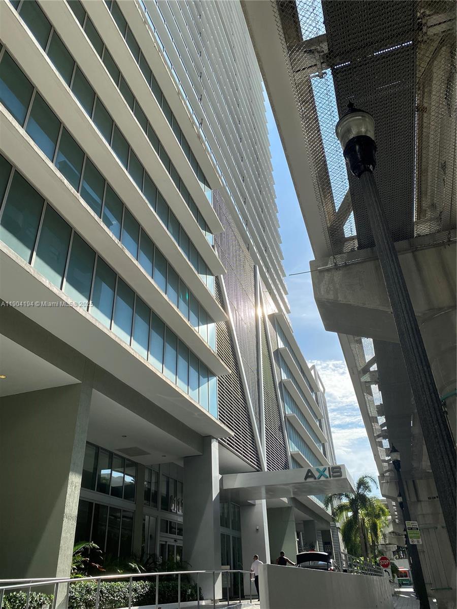 THE AXIS ON BRICKELL II C - Residential