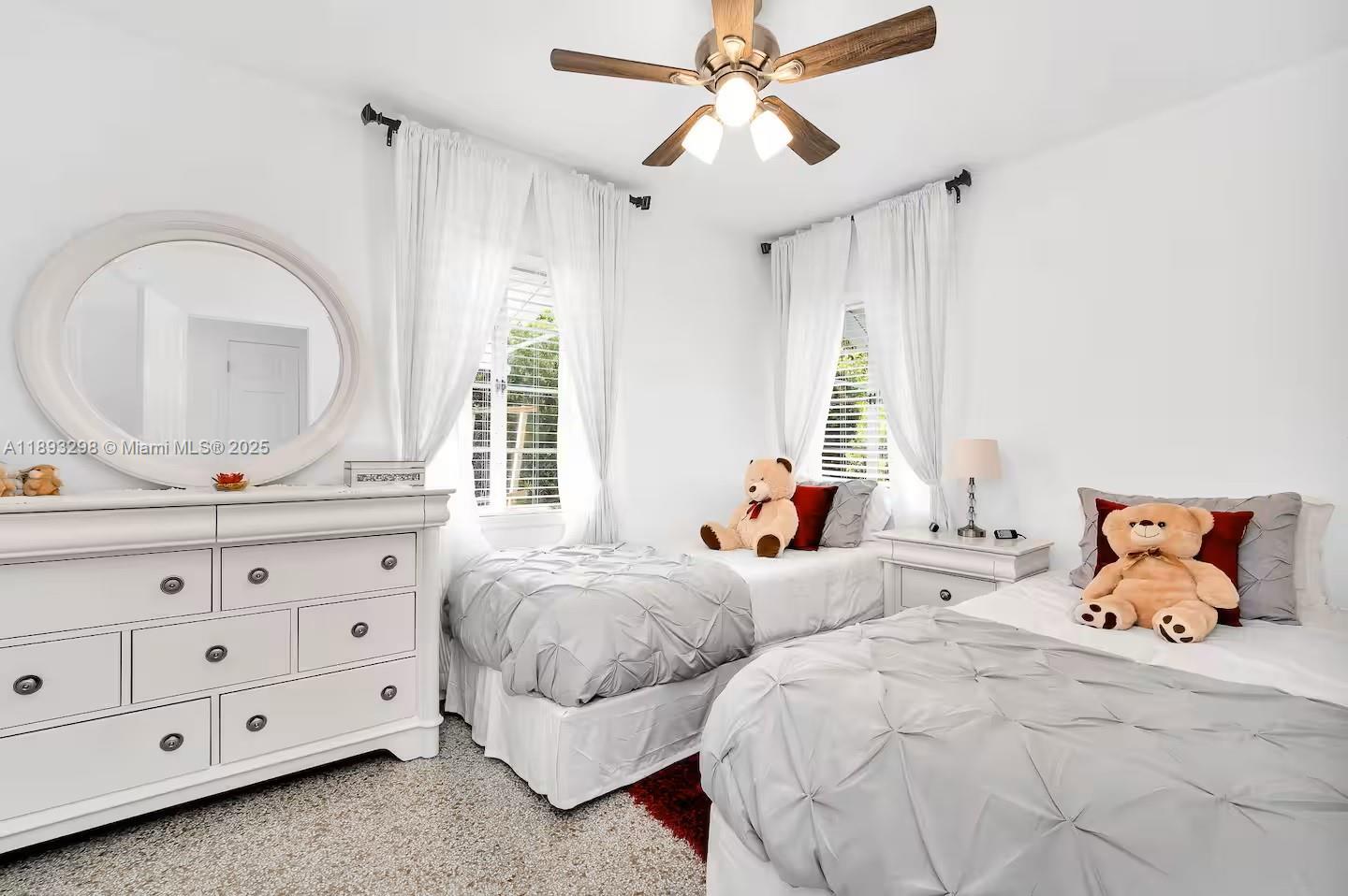 NORTH PALM BCH 3 - Residential Lease