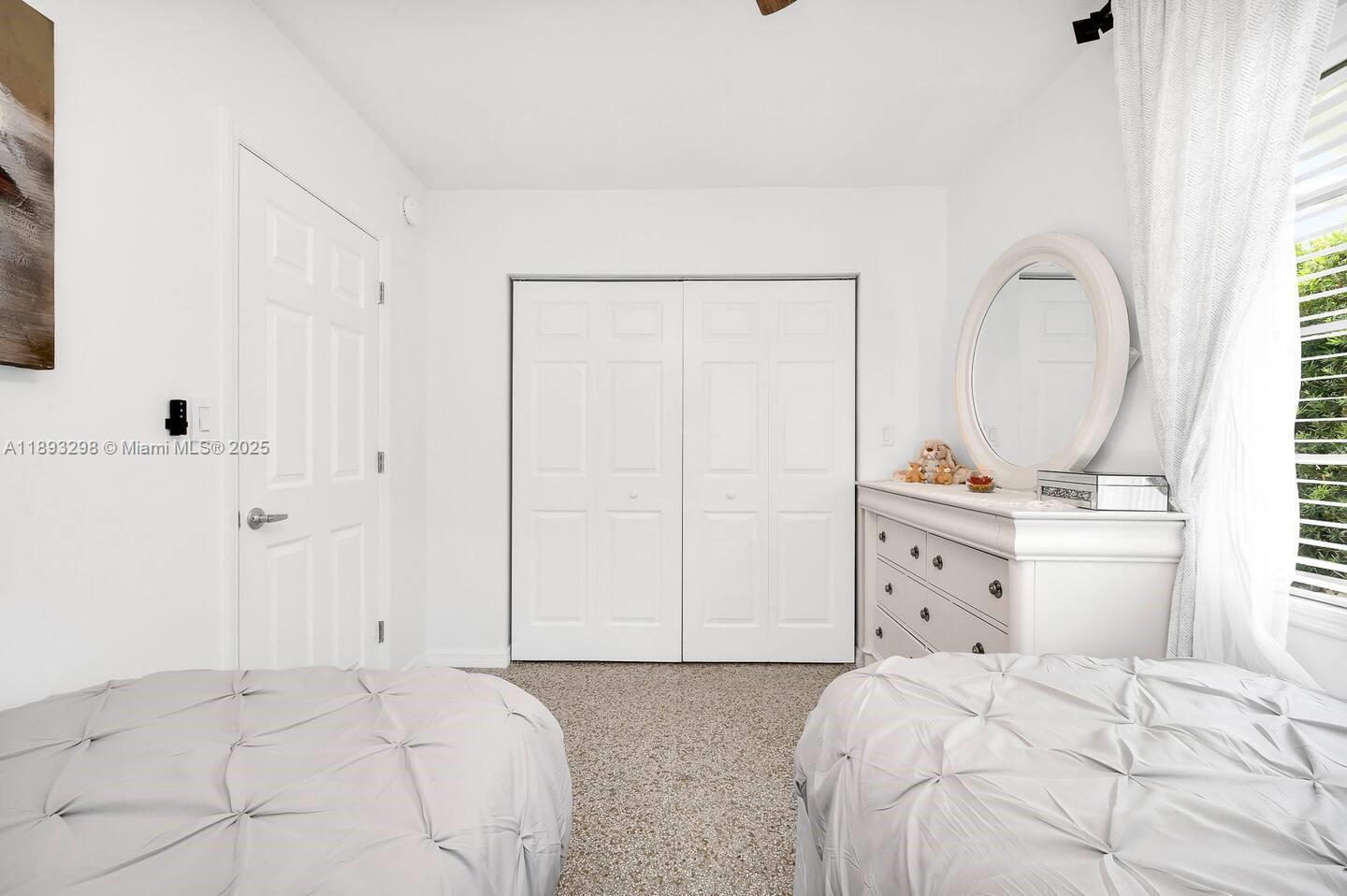 NORTH PALM BCH 3 - Residential Lease