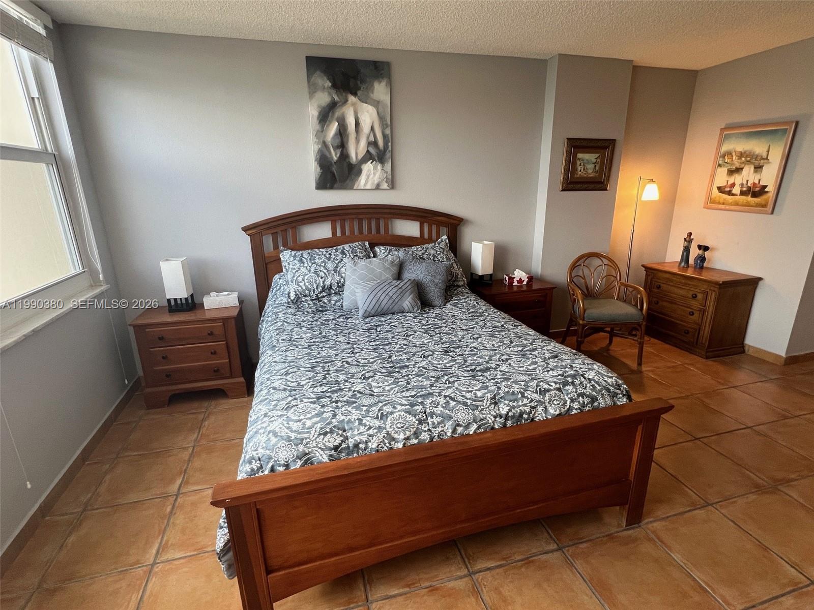 2201 S Ocean Dr 602