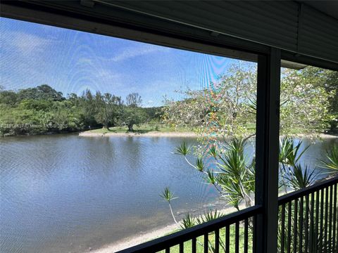 2526 N Carambola Cir N 1821 Coconut Creek FL 33066