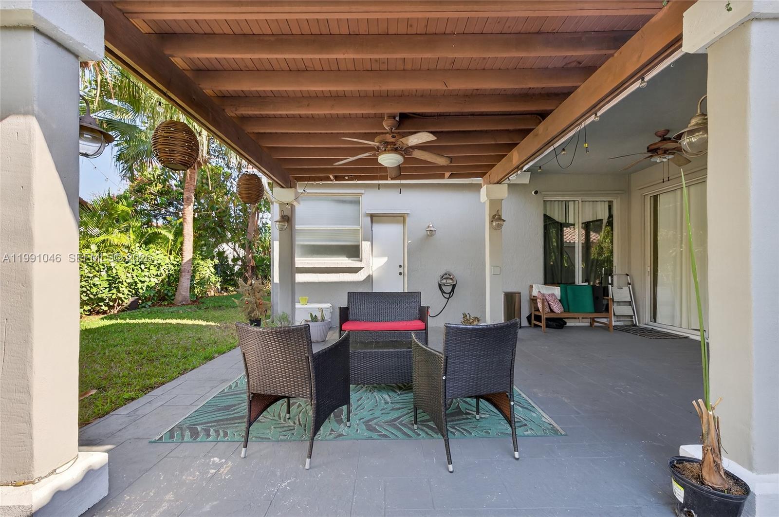 CORAL CREEK - Residential