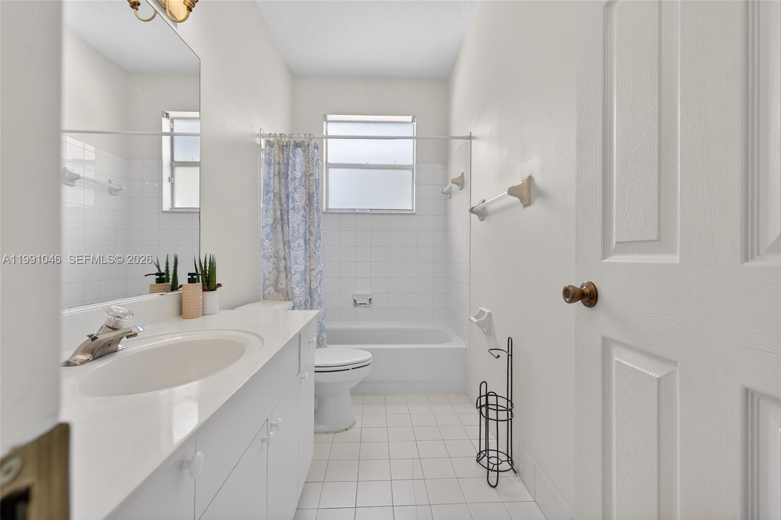 CORAL CREEK - Residential