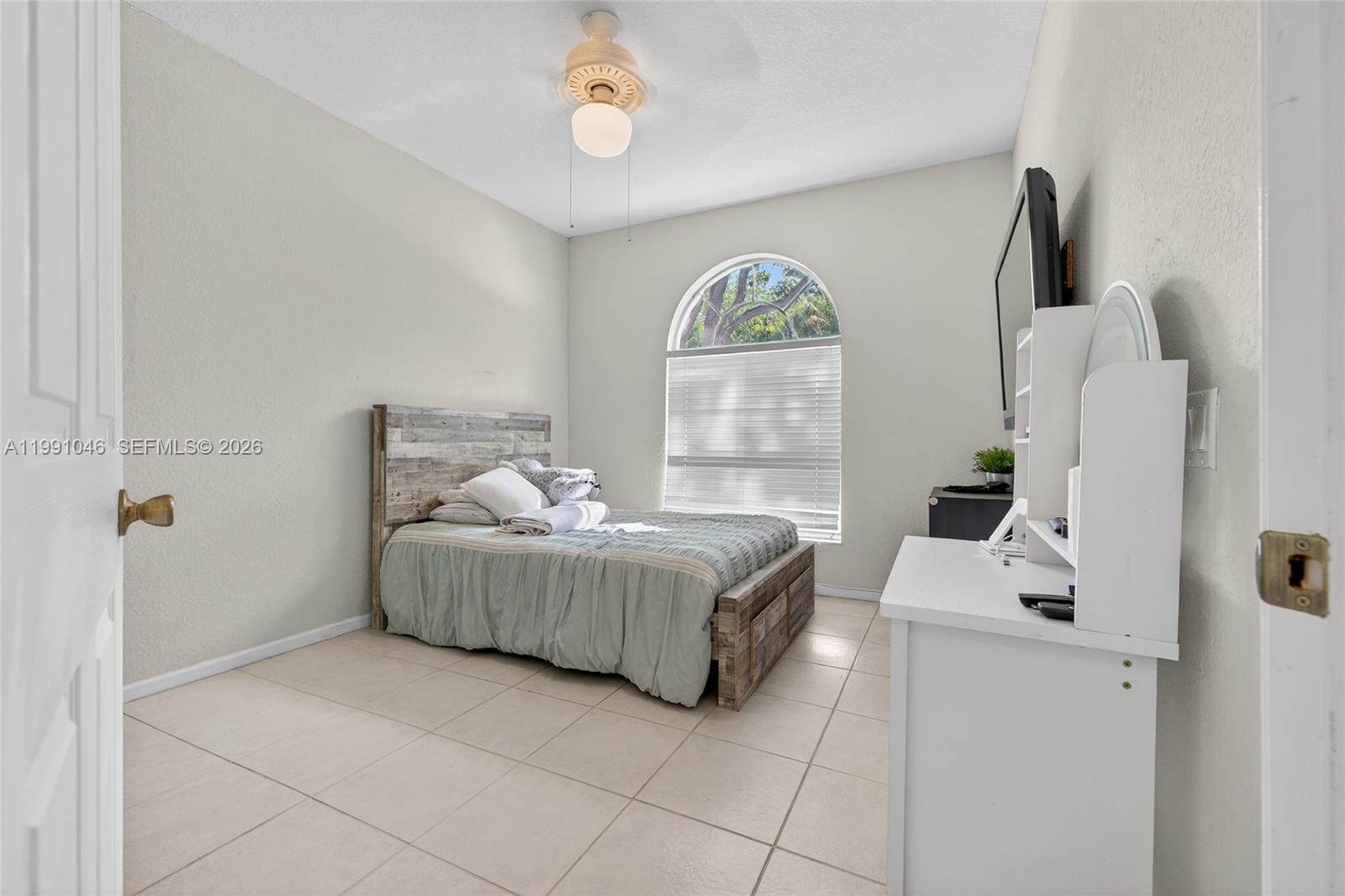 CORAL CREEK - Residential