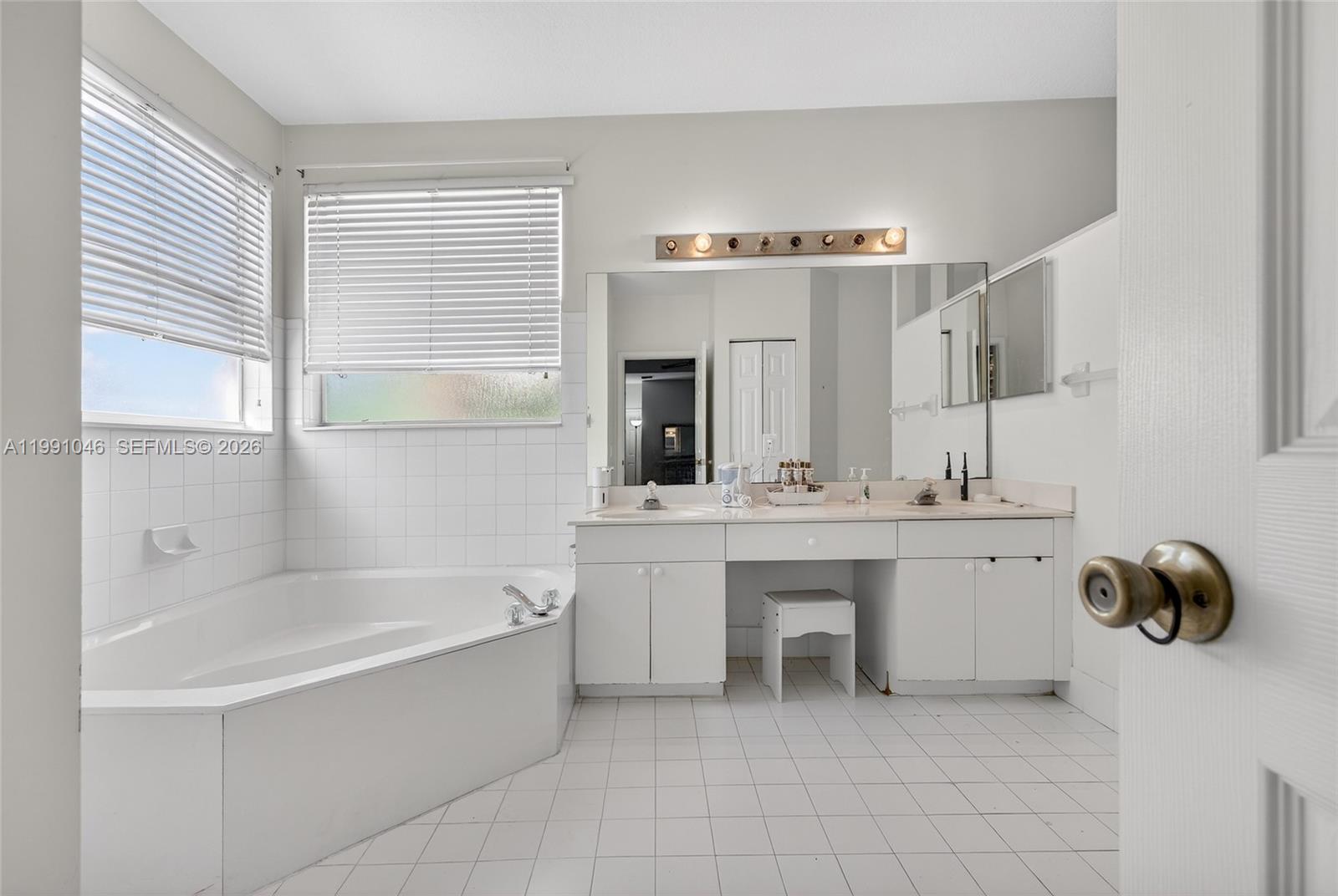 CORAL CREEK - Residential