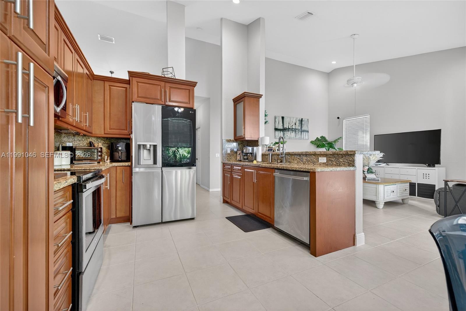 CORAL CREEK - Residential