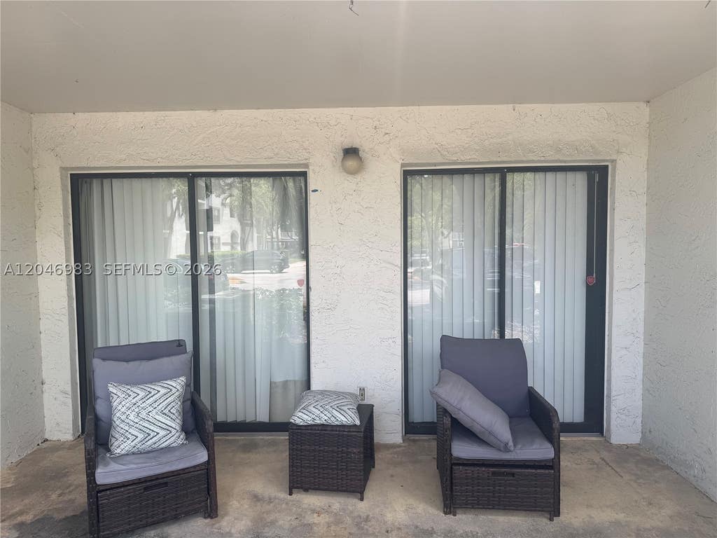 Photo of 520 S Park Rd #16-12, Hollywood, FL 33021 (MLS # A12046983)