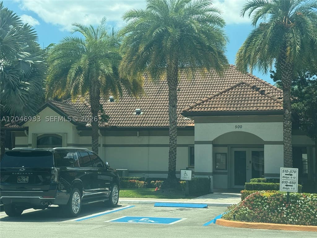 Photo of 520 S Park Rd #16-12, Hollywood, FL 33021 (MLS # A12046983)