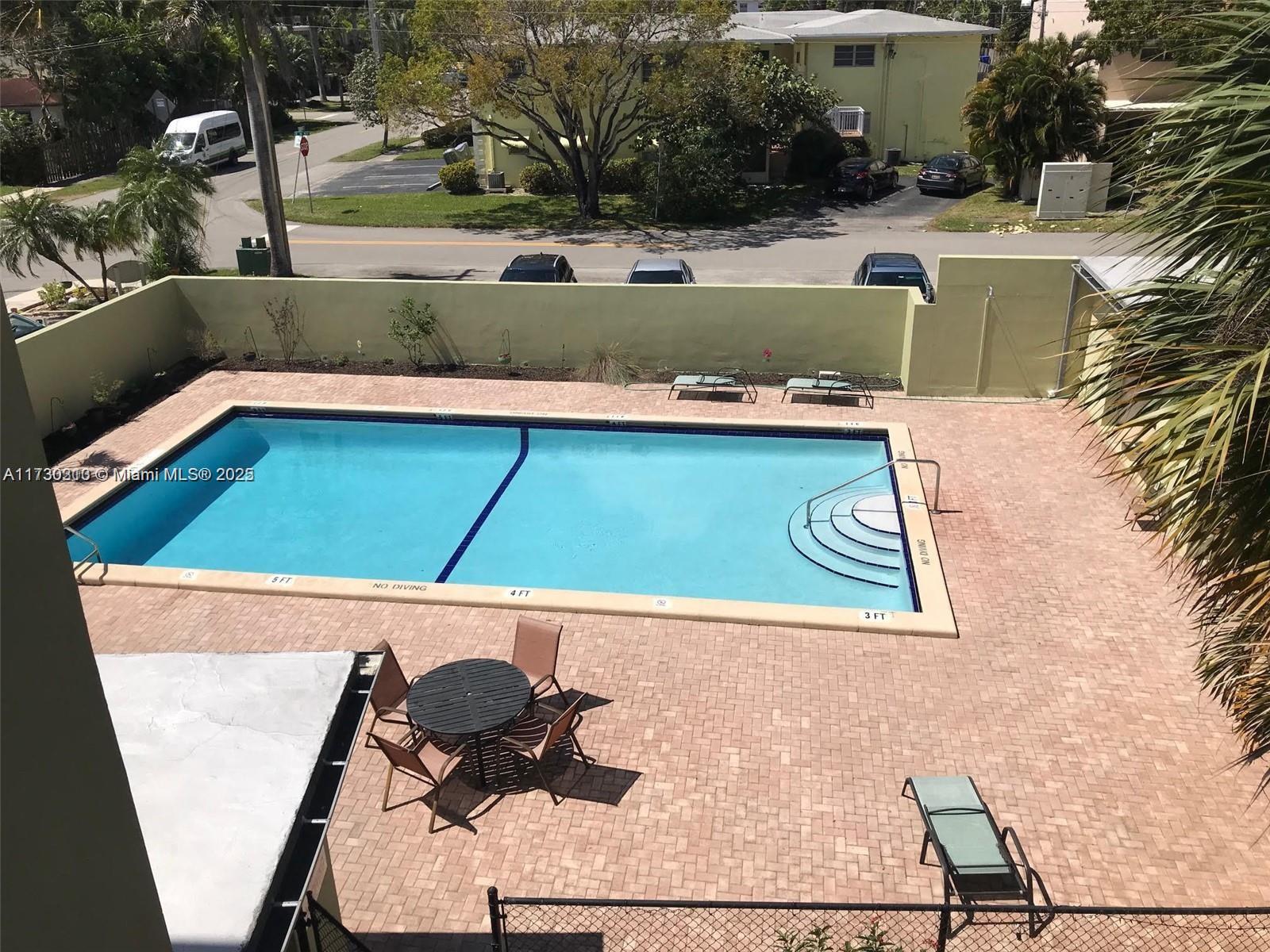 1425 Arthur St 311B, Hollywood, Broward County, Florida - 1 Bedrooms  
2 Bathrooms - 