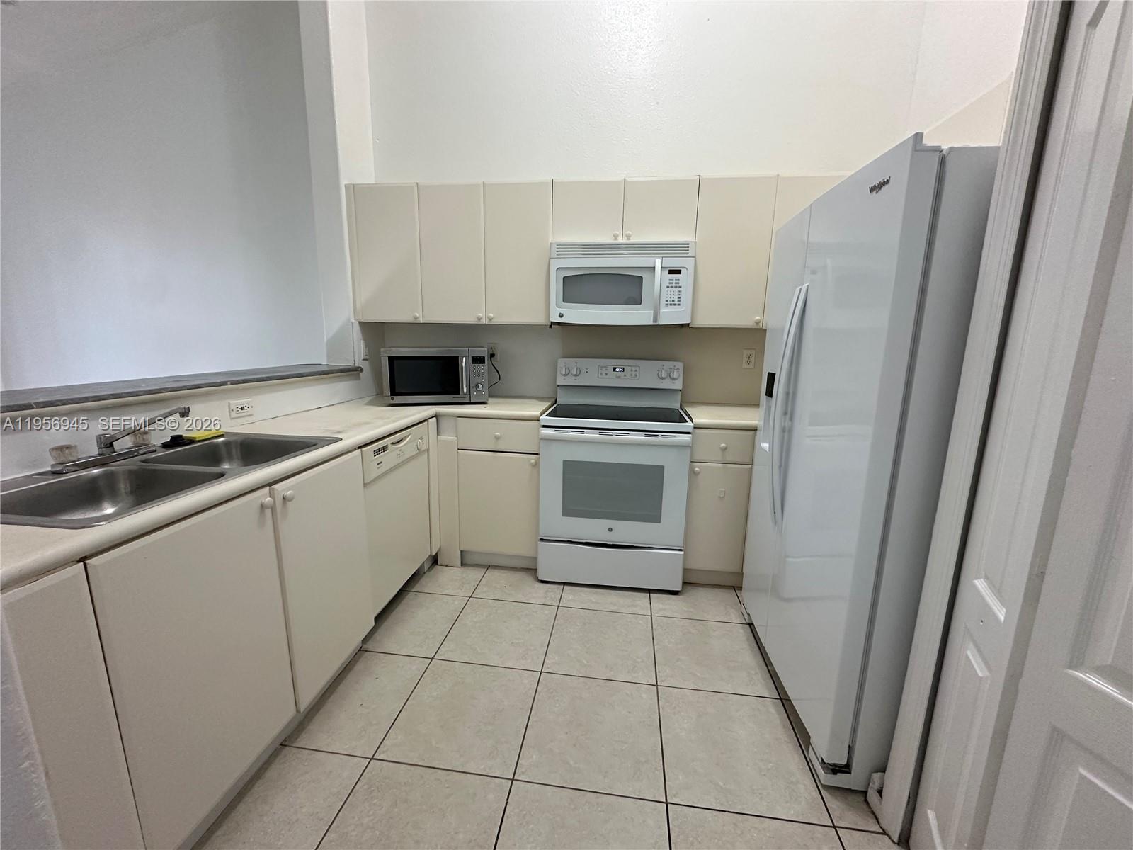 SHOMA CONDO AT KEYS COVE - Residential Lease