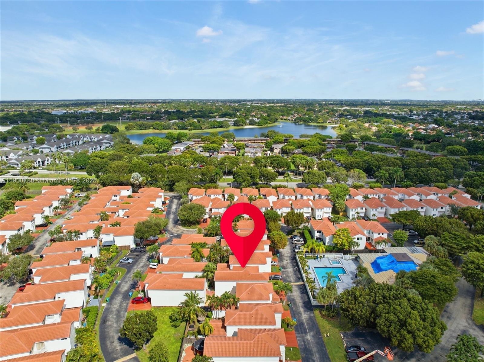 MAHOGANY ISLE HOMES CONDO - Residential