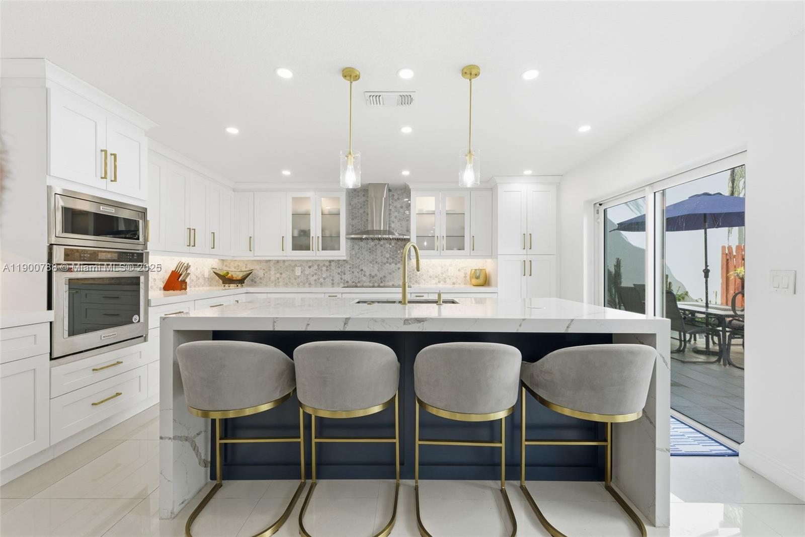 MAHOGANY ISLE HOMES CONDO - Residential