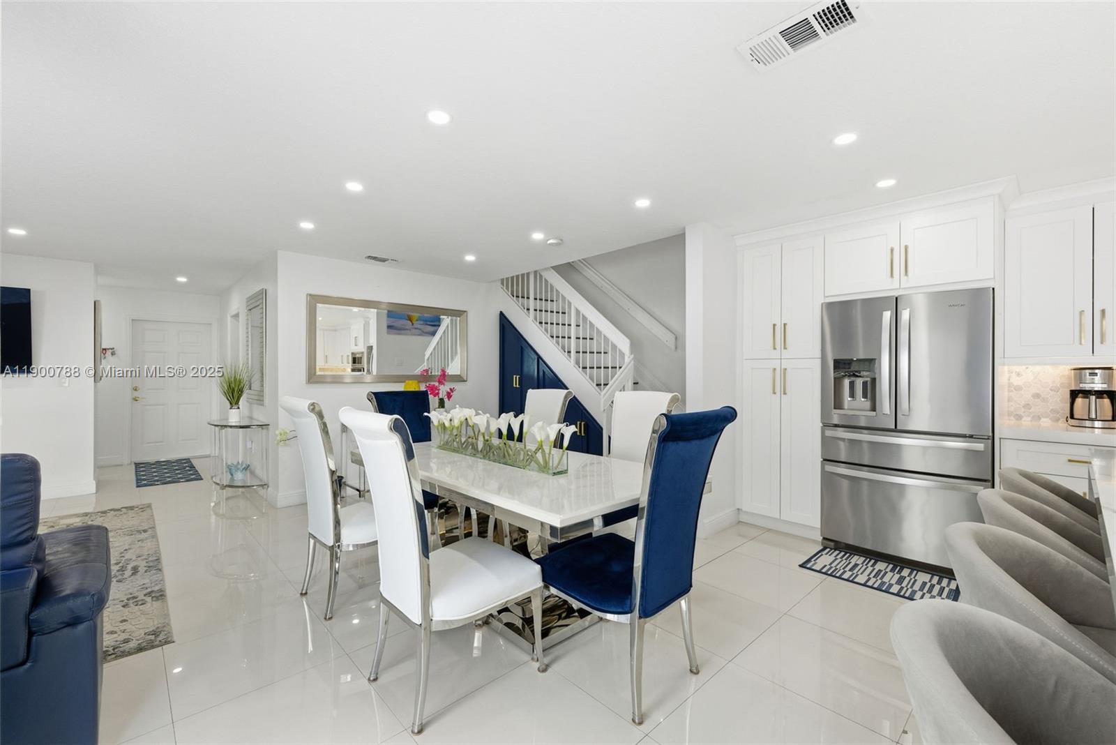 MAHOGANY ISLE HOMES CONDO - Residential