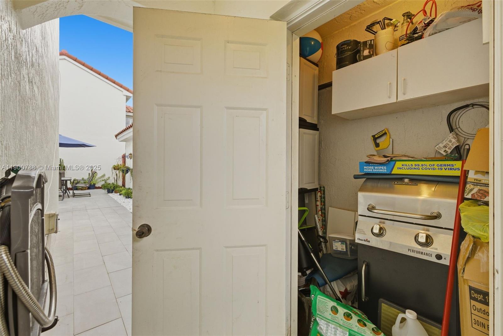 MAHOGANY ISLE HOMES CONDO - Residential