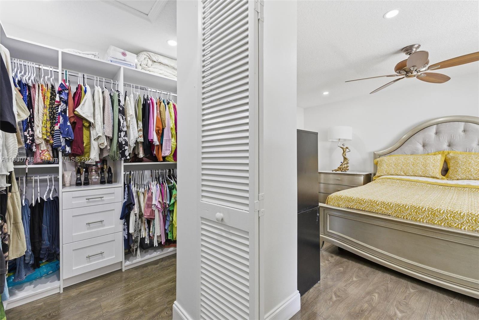 MAHOGANY ISLE HOMES CONDO - Residential