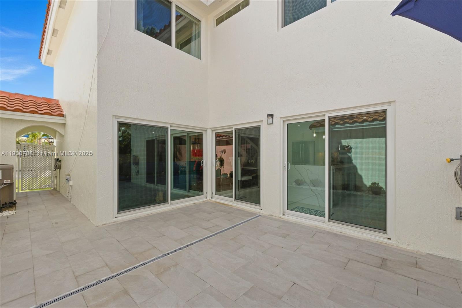 MAHOGANY ISLE HOMES CONDO - Residential