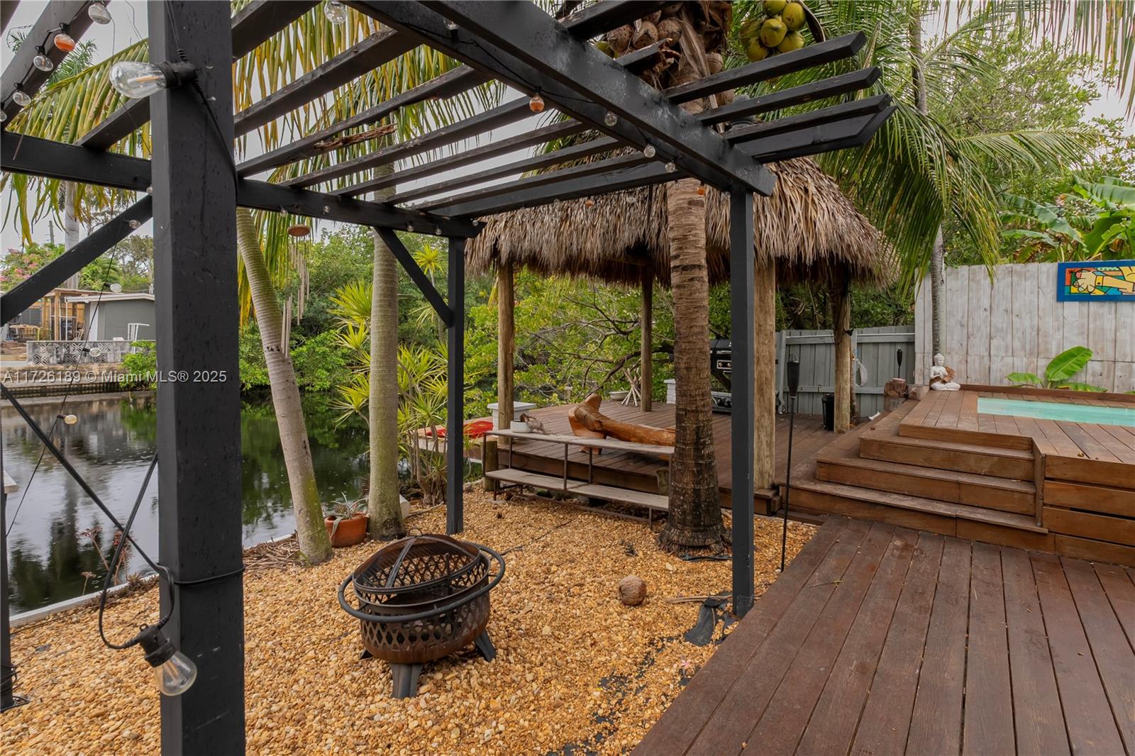 LOOK HOMESITES NO 4 - Residential Lease