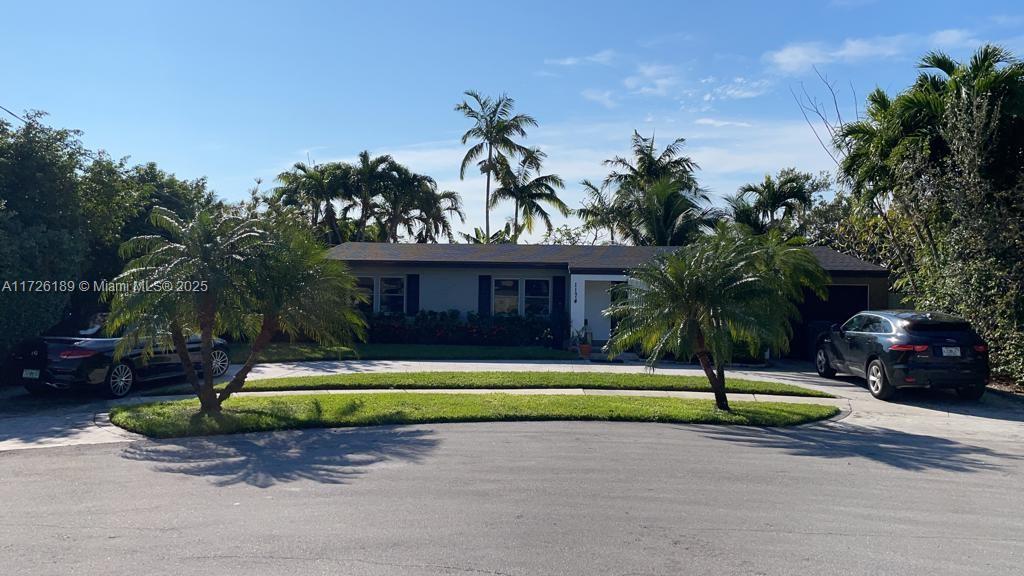 1174 Garfield St, Hollywood, Broward County, Florida - 3 Bedrooms  
3 Bathrooms - 