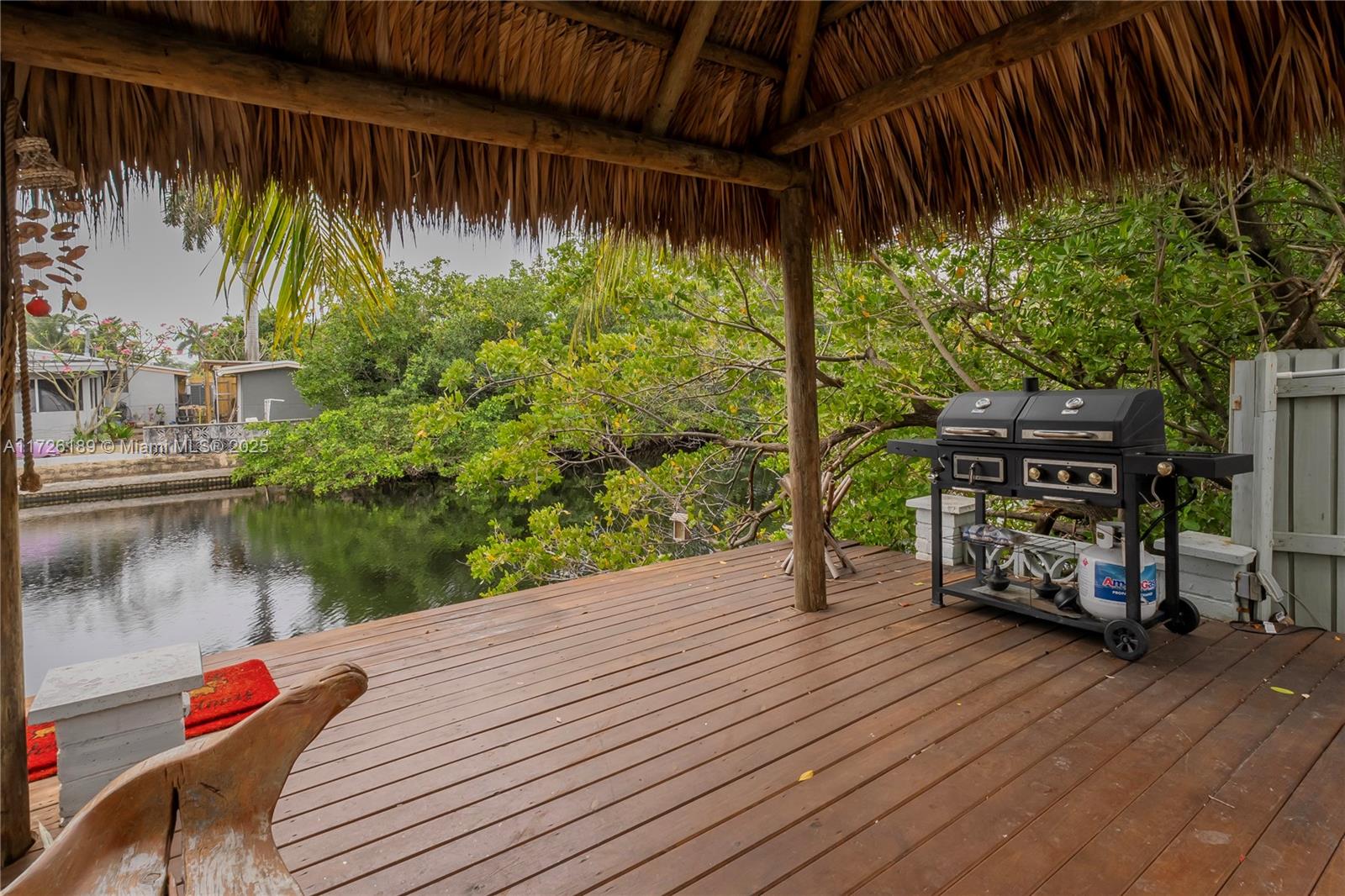 LOOK HOMESITES NO 4 - Residential Lease