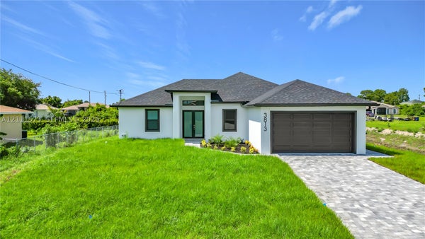 3813 26TH ST SW, LEHIGH ACRES, FL 33976 - Image eb082b14edd1efb7480cd1130422aa4e/670404923