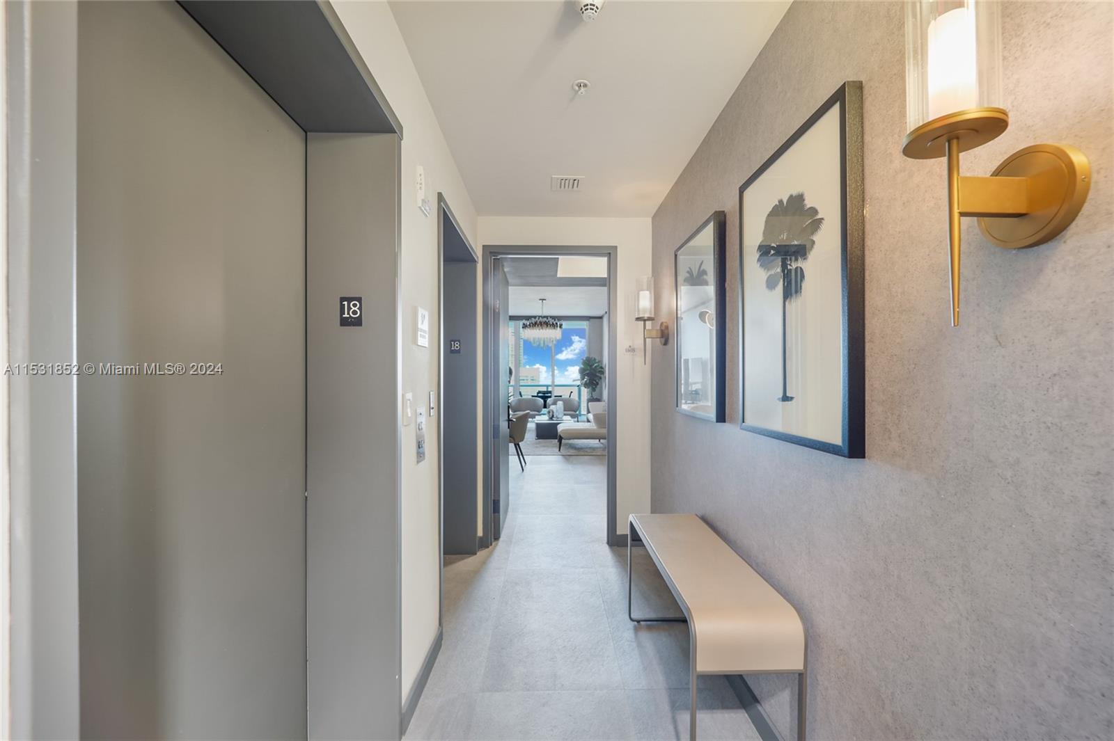 CONTINUUM ON SOUTH BEACH - Residential