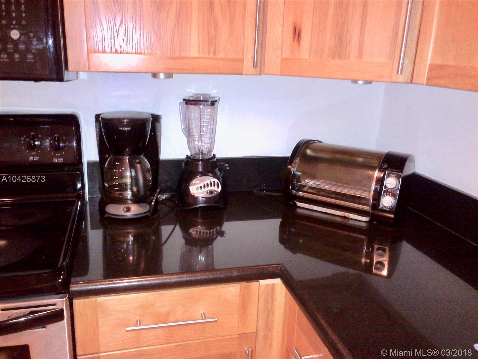 THE EMERALDBAY @ KEY COLON - Residential Lease