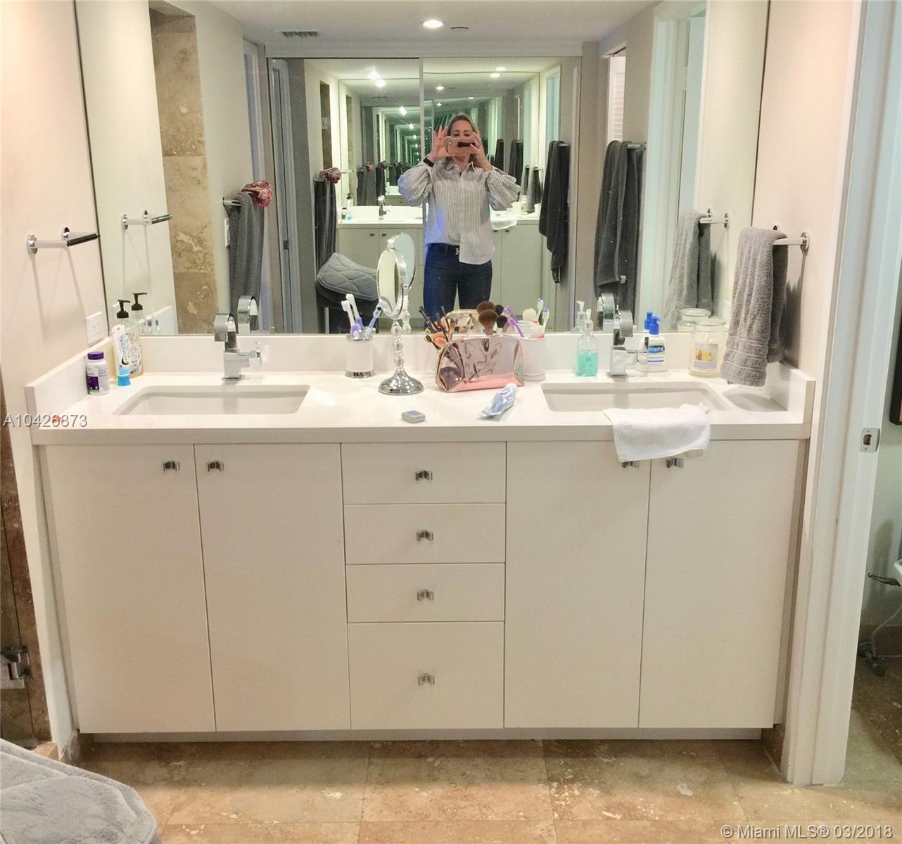 THE EMERALDBAY @ KEY COLON - Residential Lease