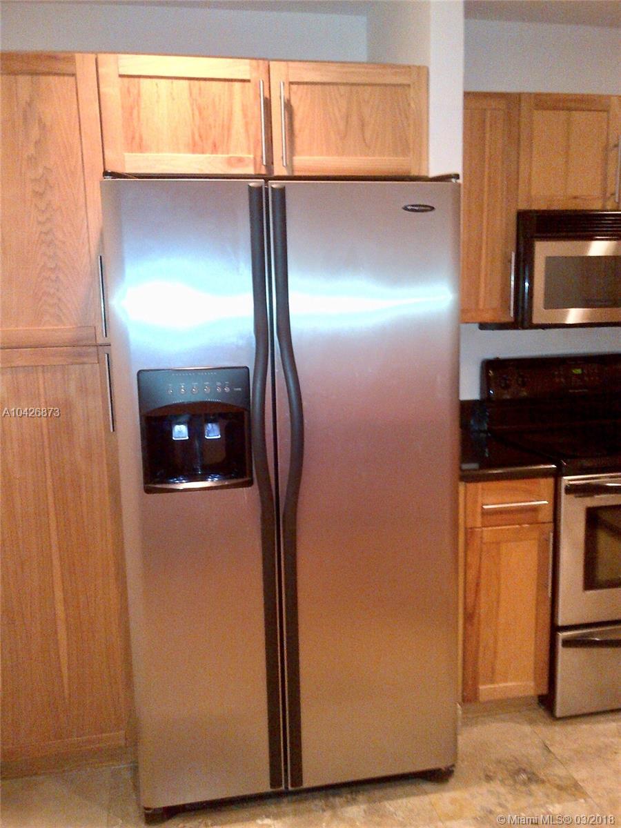 THE EMERALDBAY @ KEY COLON - Residential Lease