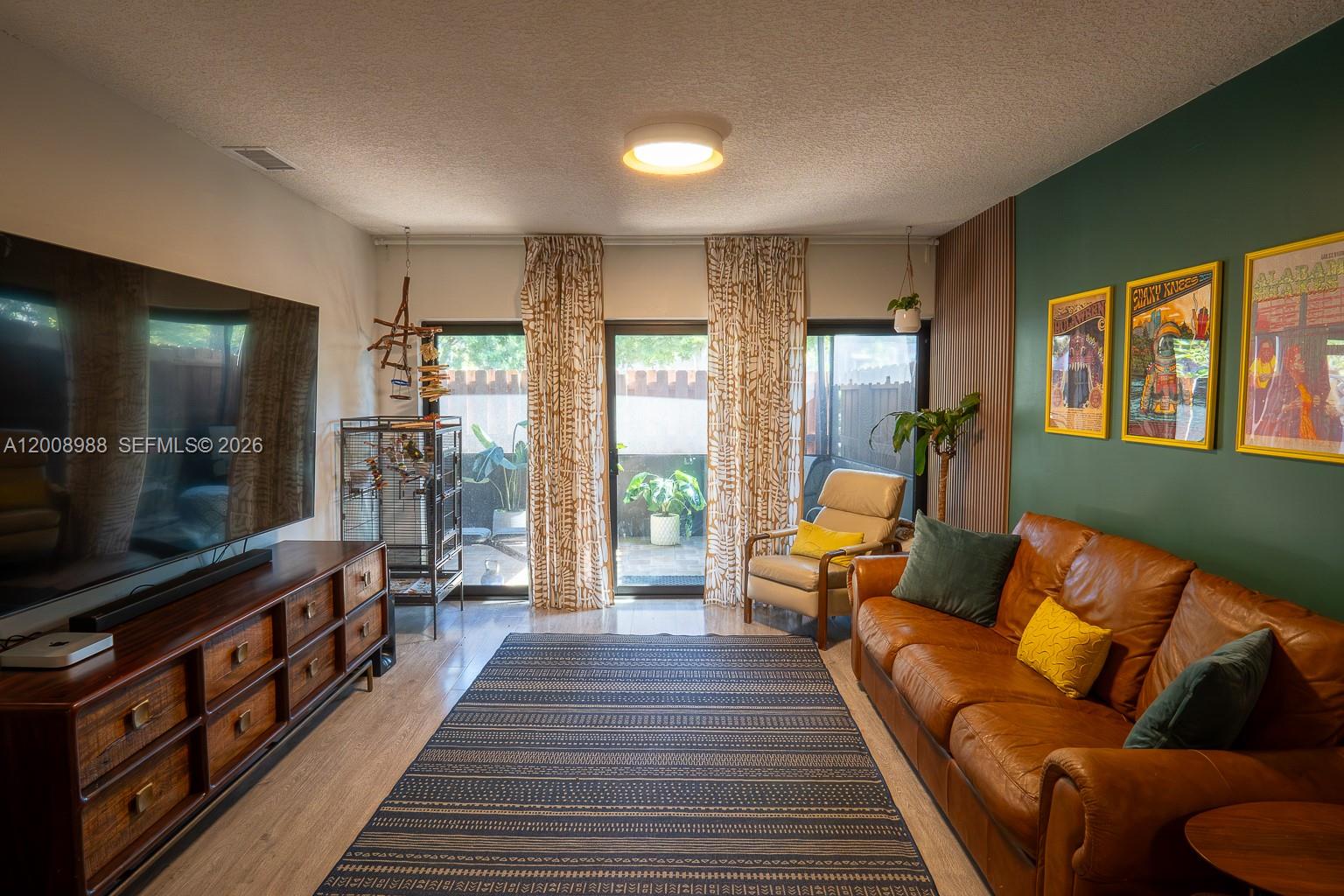 NOVA VILLAS CONDOMINIUM 1 - Residential
