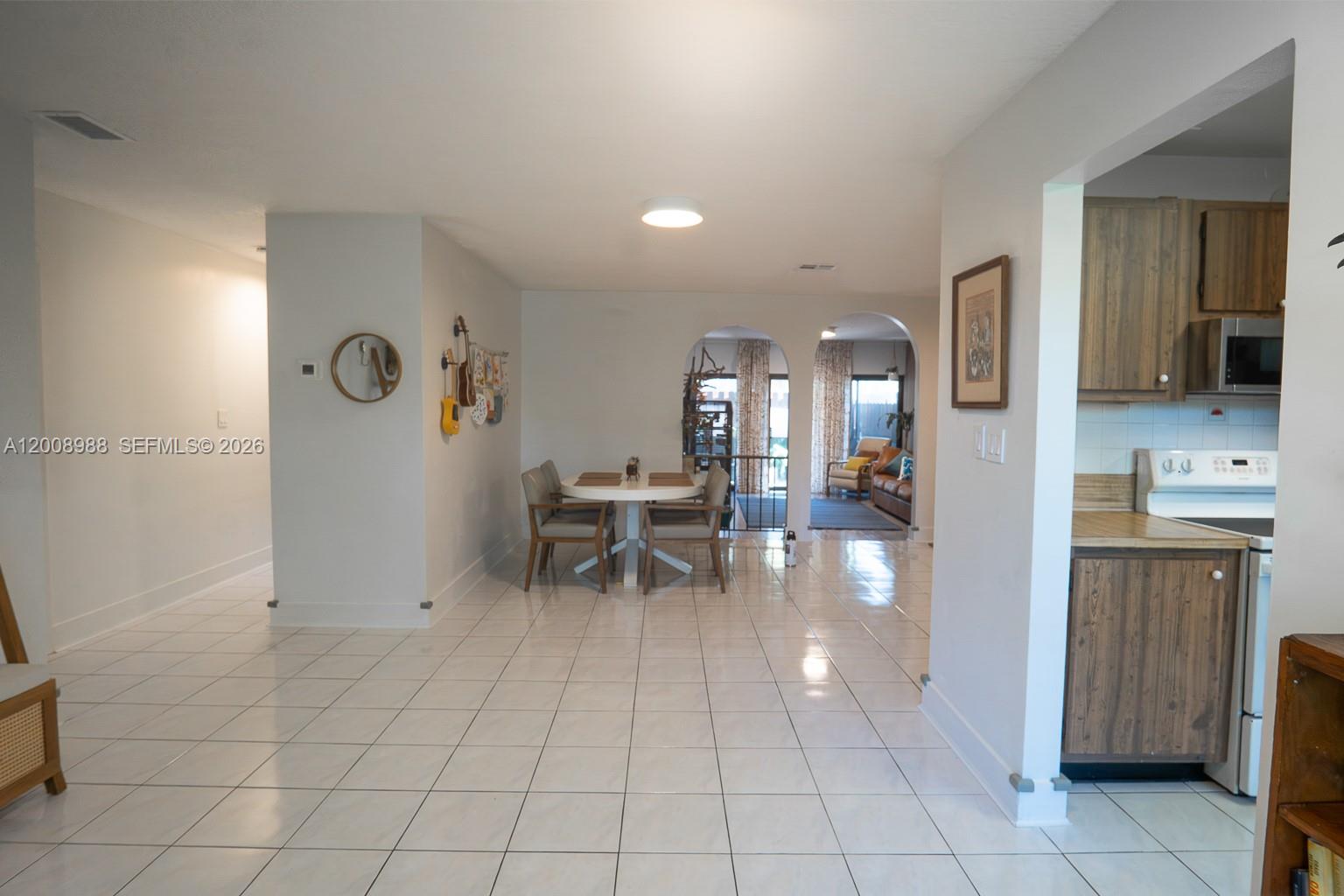 NOVA VILLAS CONDOMINIUM 1 - Residential