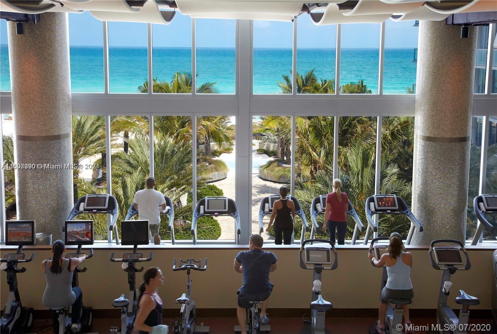 NORTH CARILLON BEACH COND - Residential