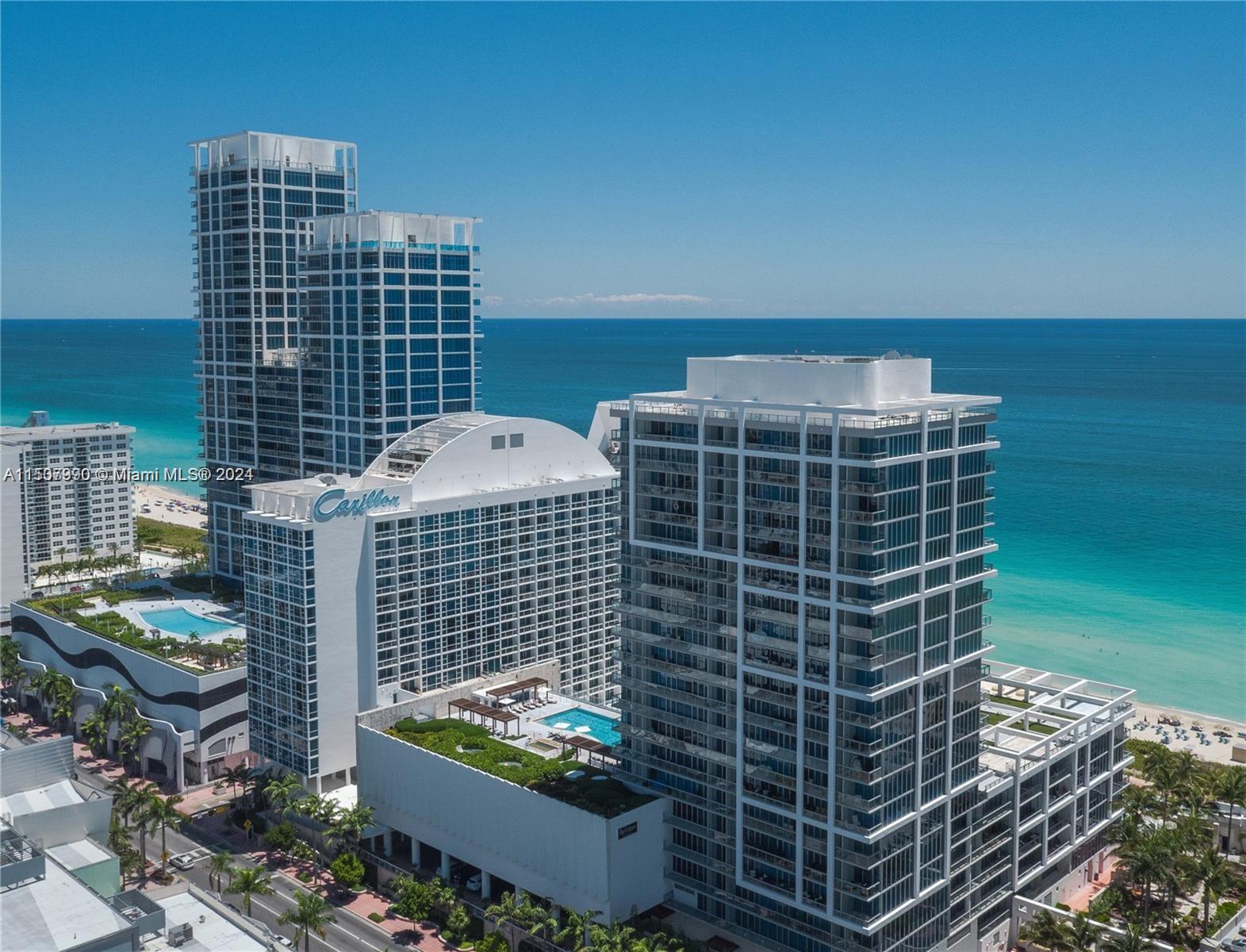 NORTH CARILLON BEACH COND - Residential