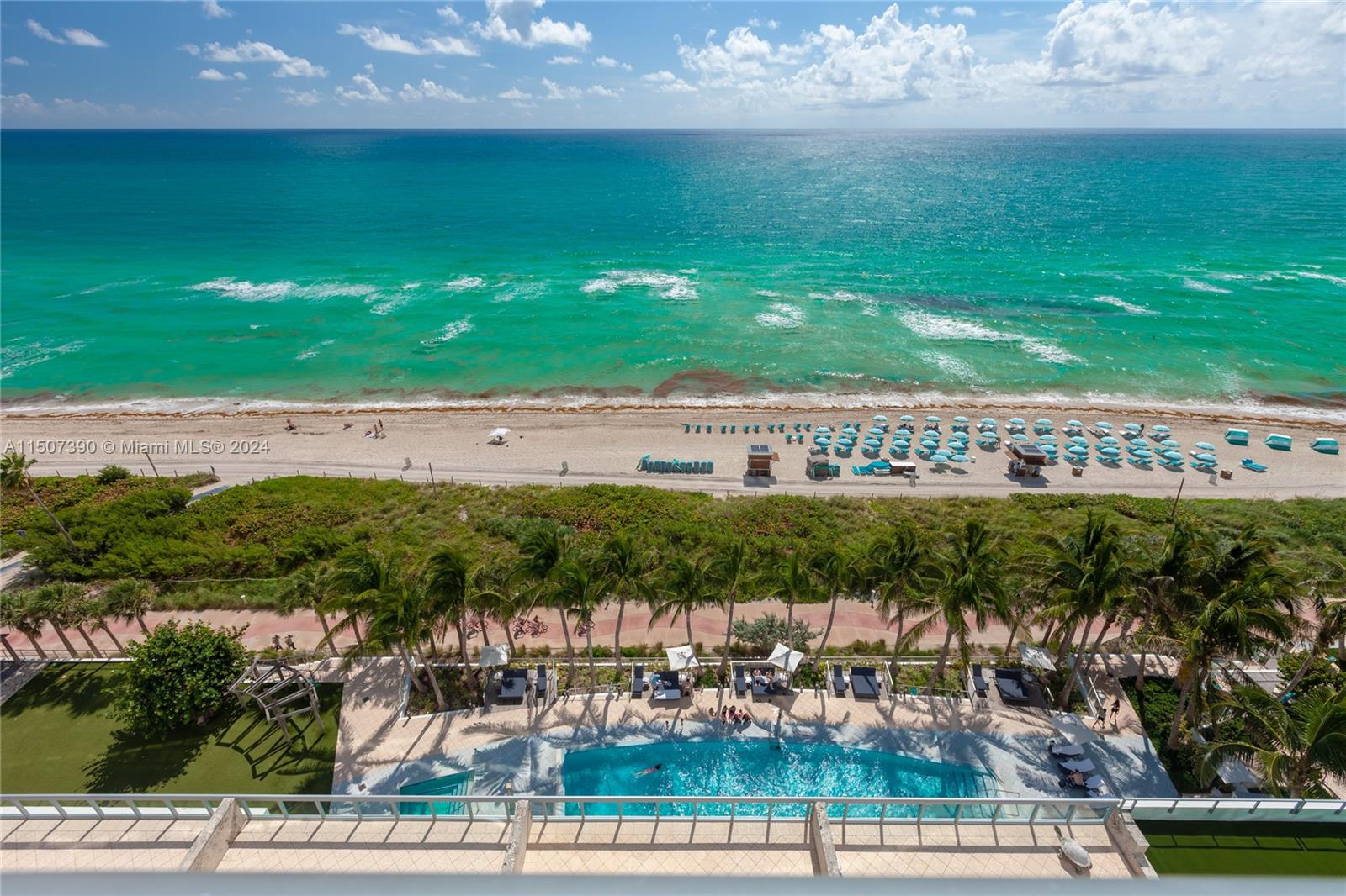 NORTH CARILLON BEACH COND - Residential