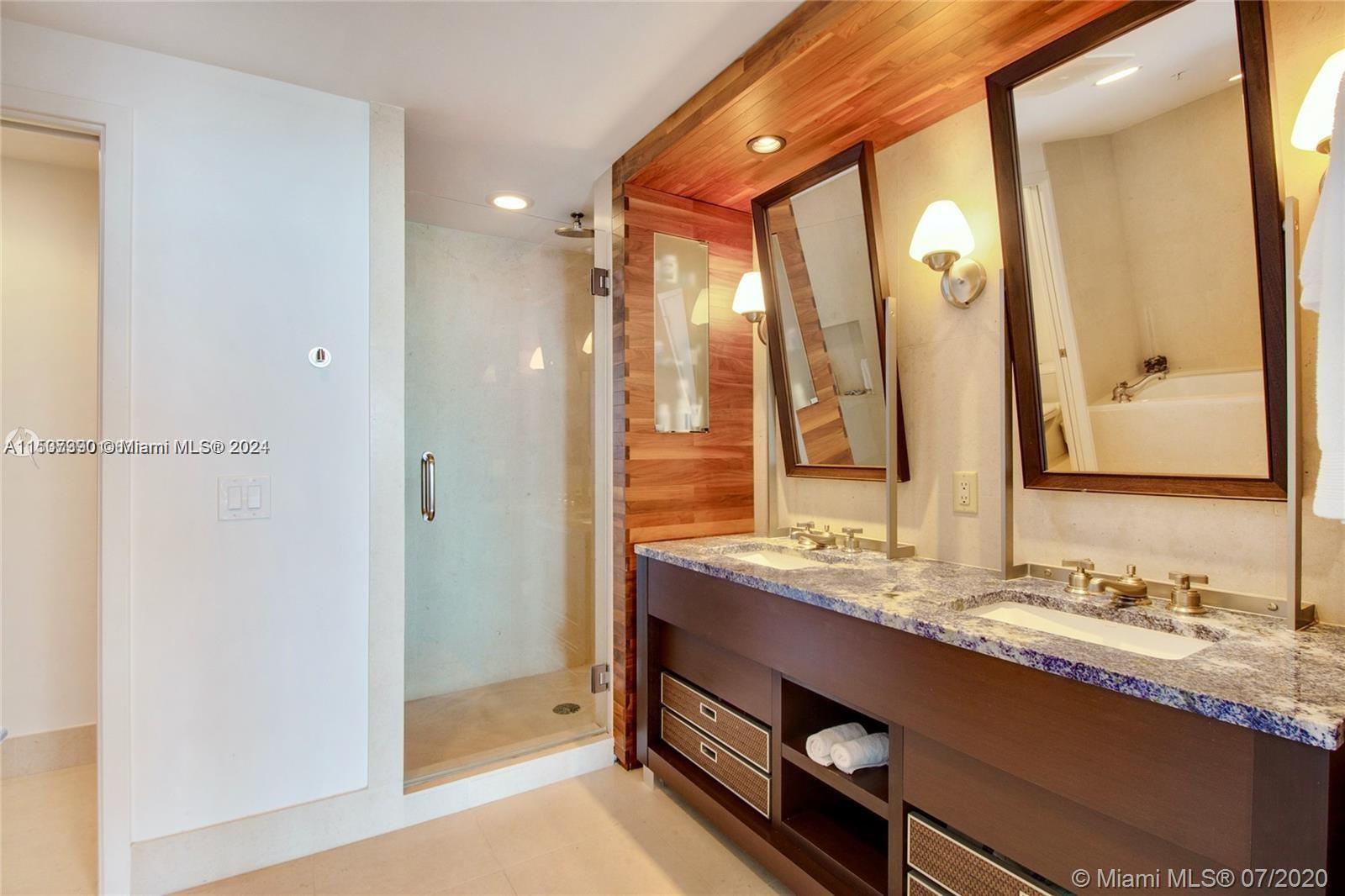 NORTH CARILLON BEACH COND - Residential