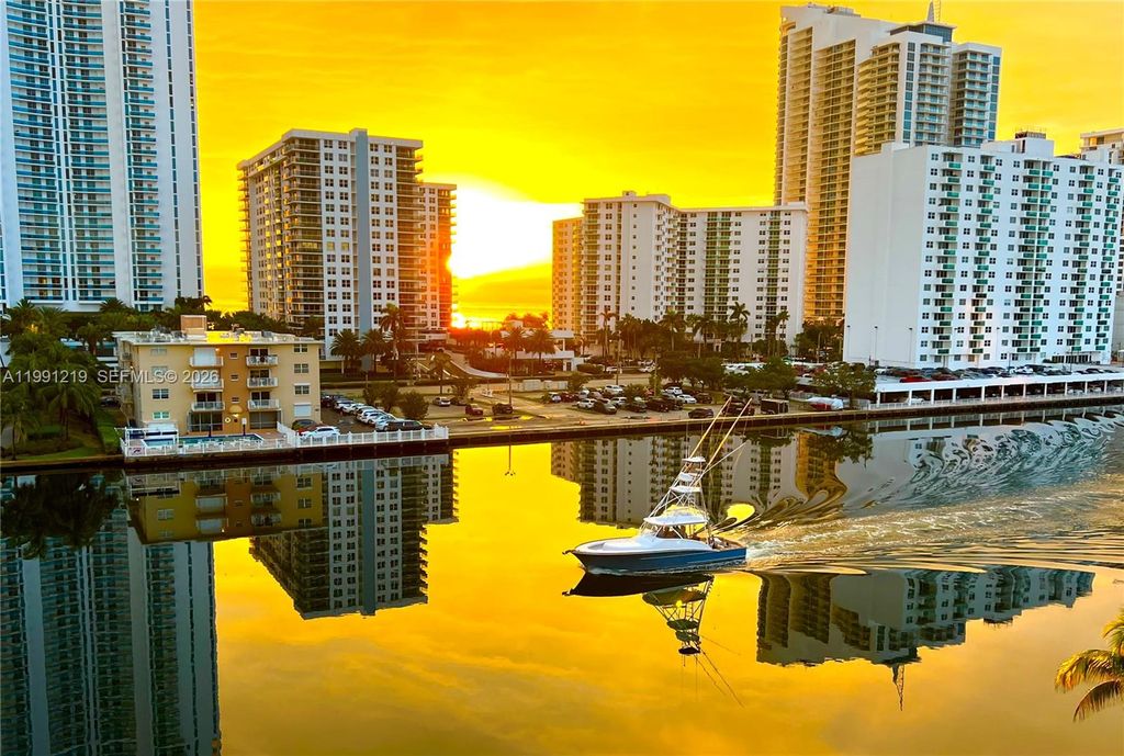 Photo of 1000 Parkview Dr #720, Hallandale Beach, FL 33009 (MLS # A11991219)