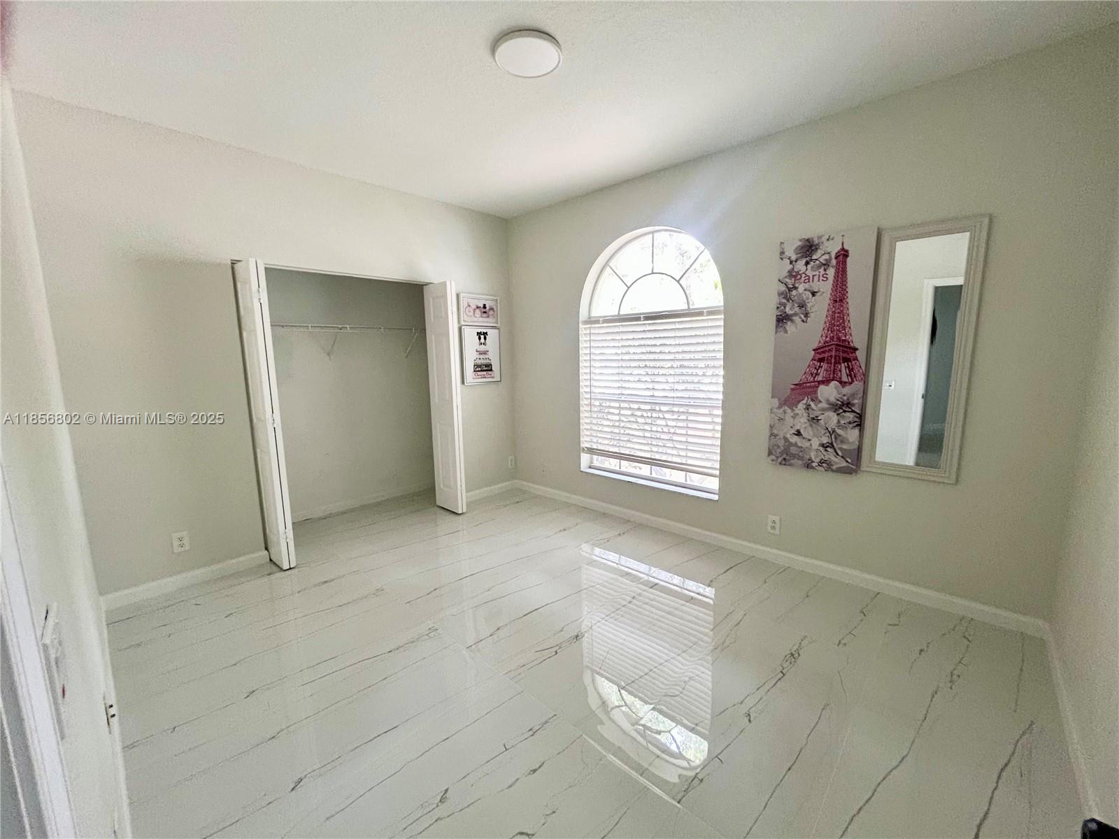 CORAL CREEK - Residential