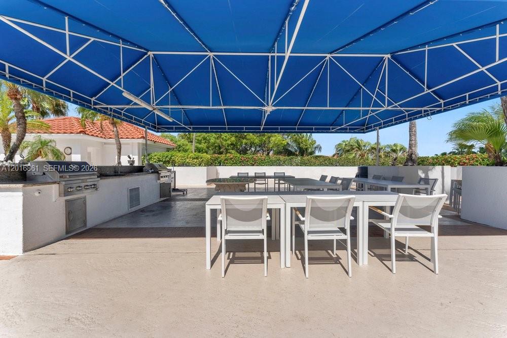 HARBOR TWS AT THE WATERWA - Residential