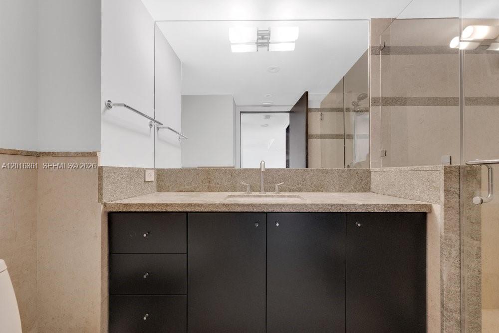 HARBOR TWS AT THE WATERWA - Residential