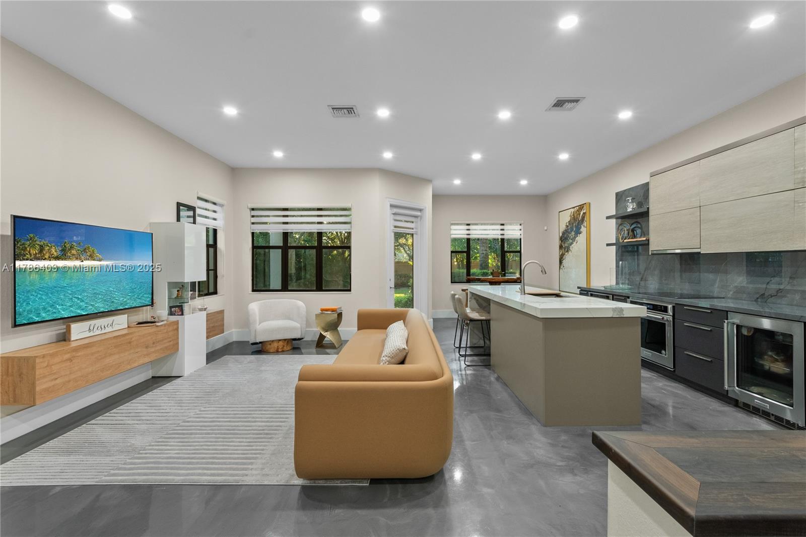 121 SW 127th Ter