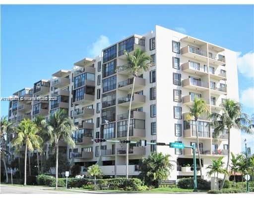 KEY BISC AMBASSADOR CONDO - Residential Lease