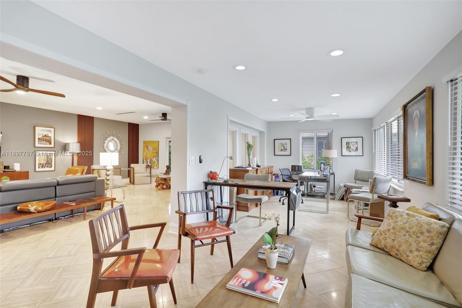 NO 81 PALM-AIRE COUNTRY C - Residential Lease