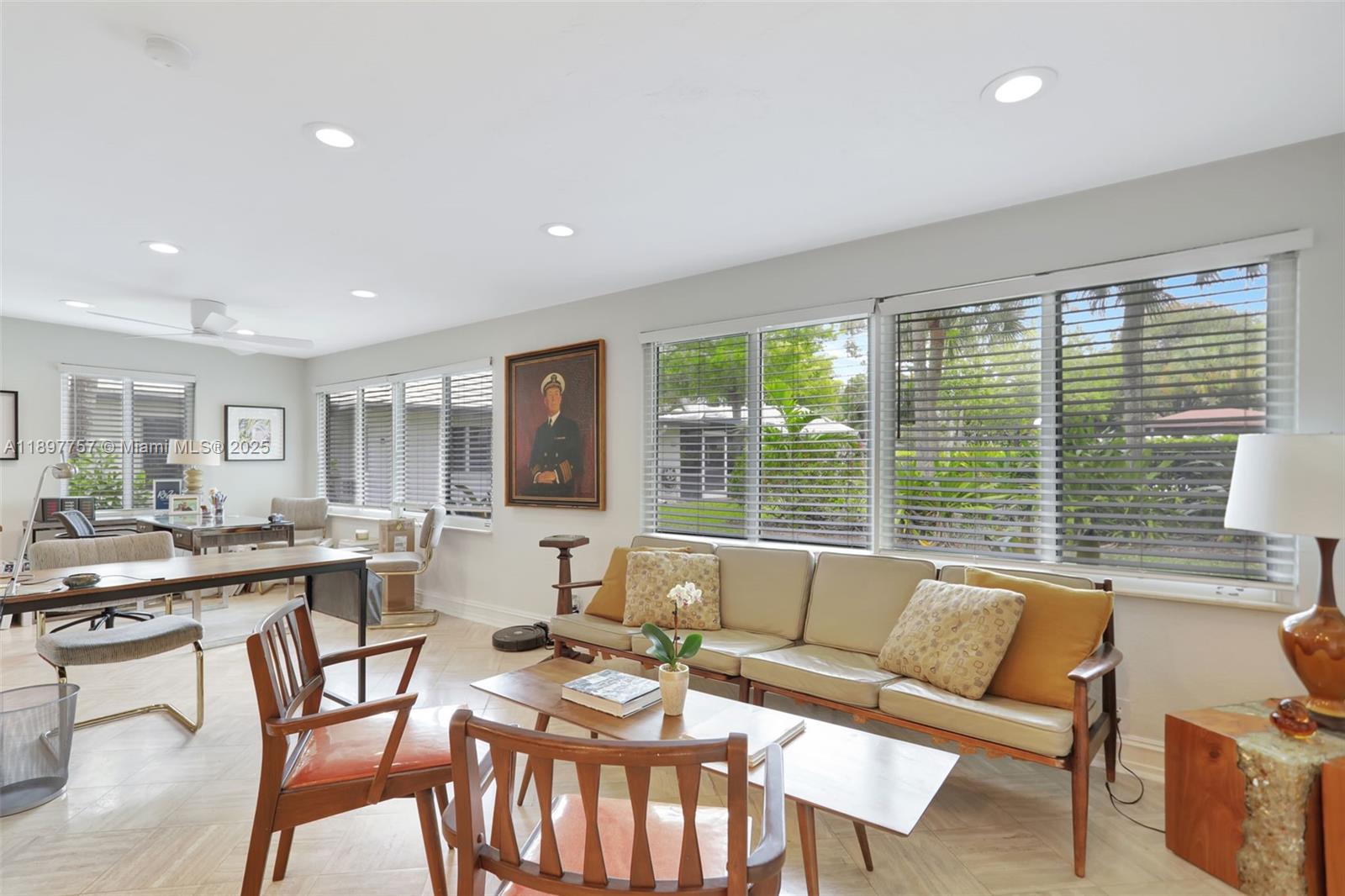 NO 81 PALM-AIRE COUNTRY C - Residential Lease