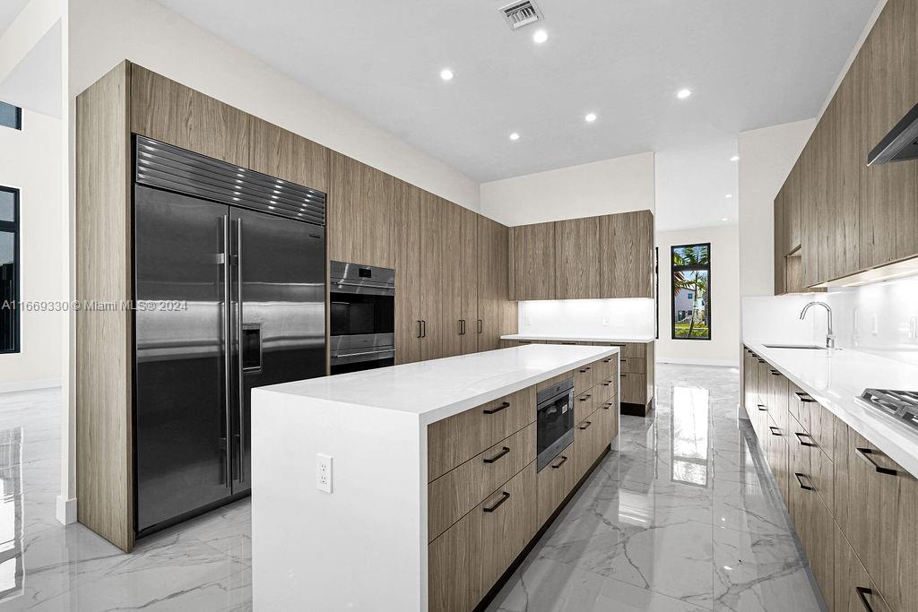 PRESERVE AT EMERALD HILLS - Residential